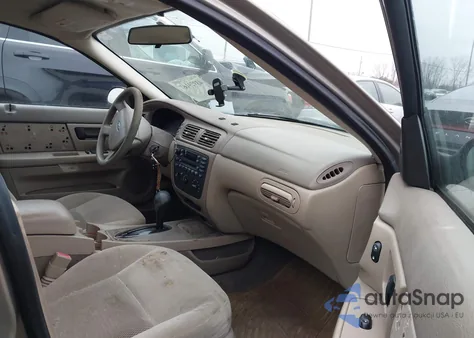 2005 Ford Taurus Se из США, поврежденный, VIN 1FAFP53285A286252